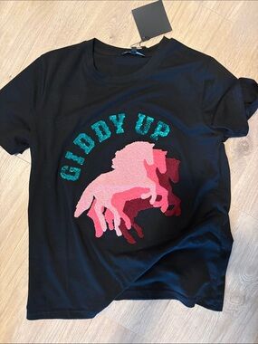 Final price $10 Western Black Graphic Tee with Pink Horse Design